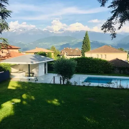 A Corenc, Famille 6 Pers Villa